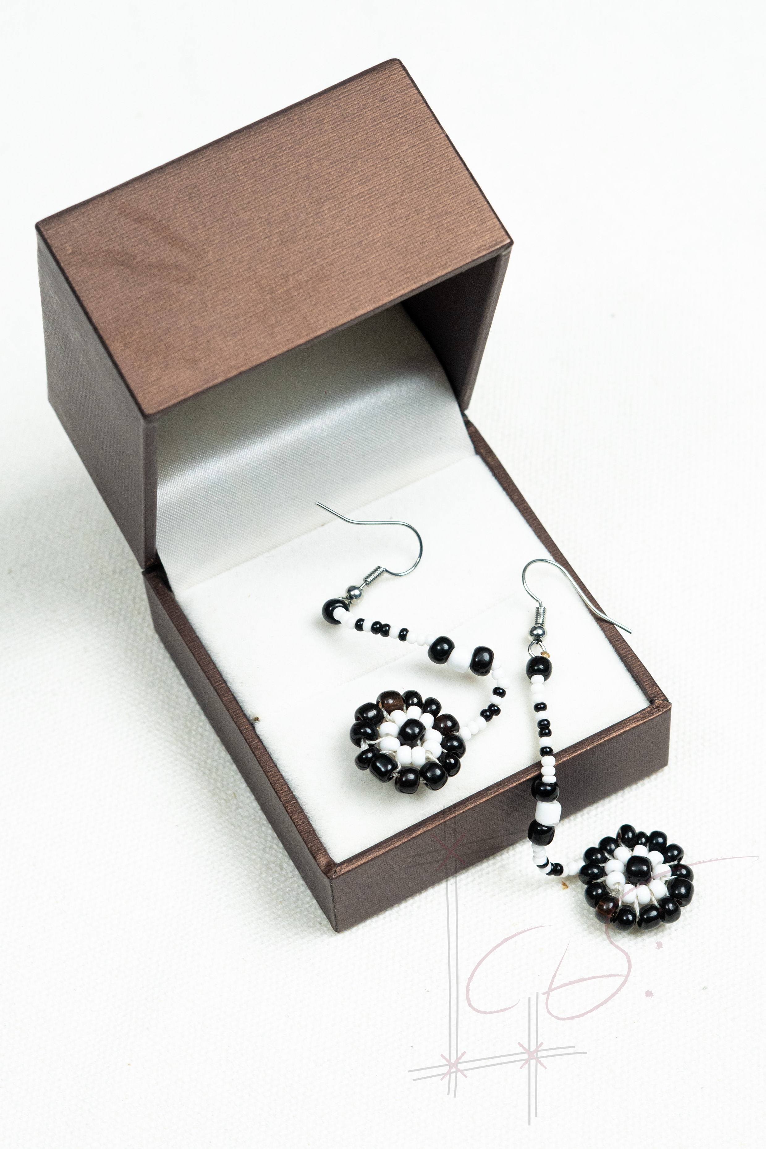 Fairy Flower Black & Green Fashion