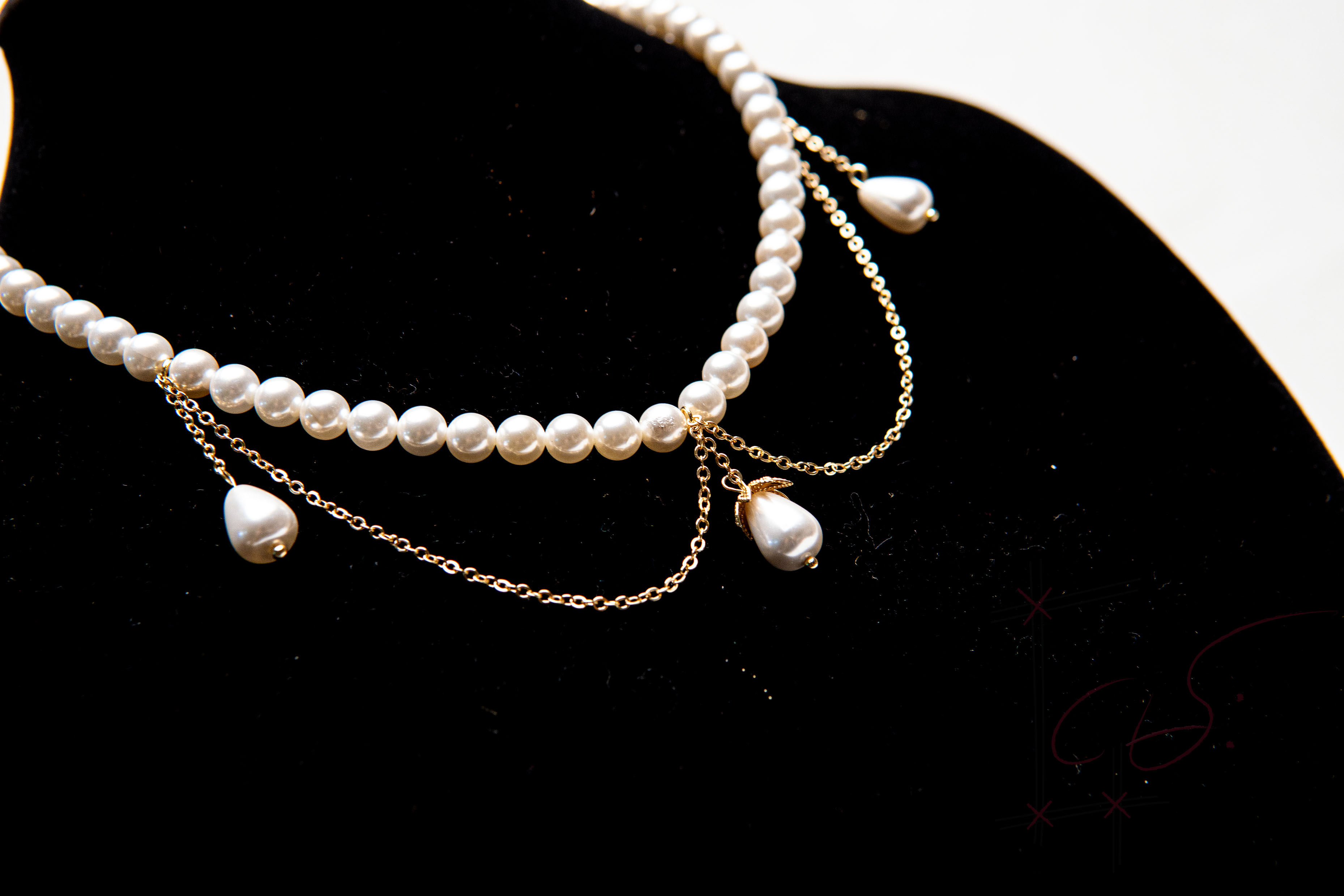 Lady Isolde collection
