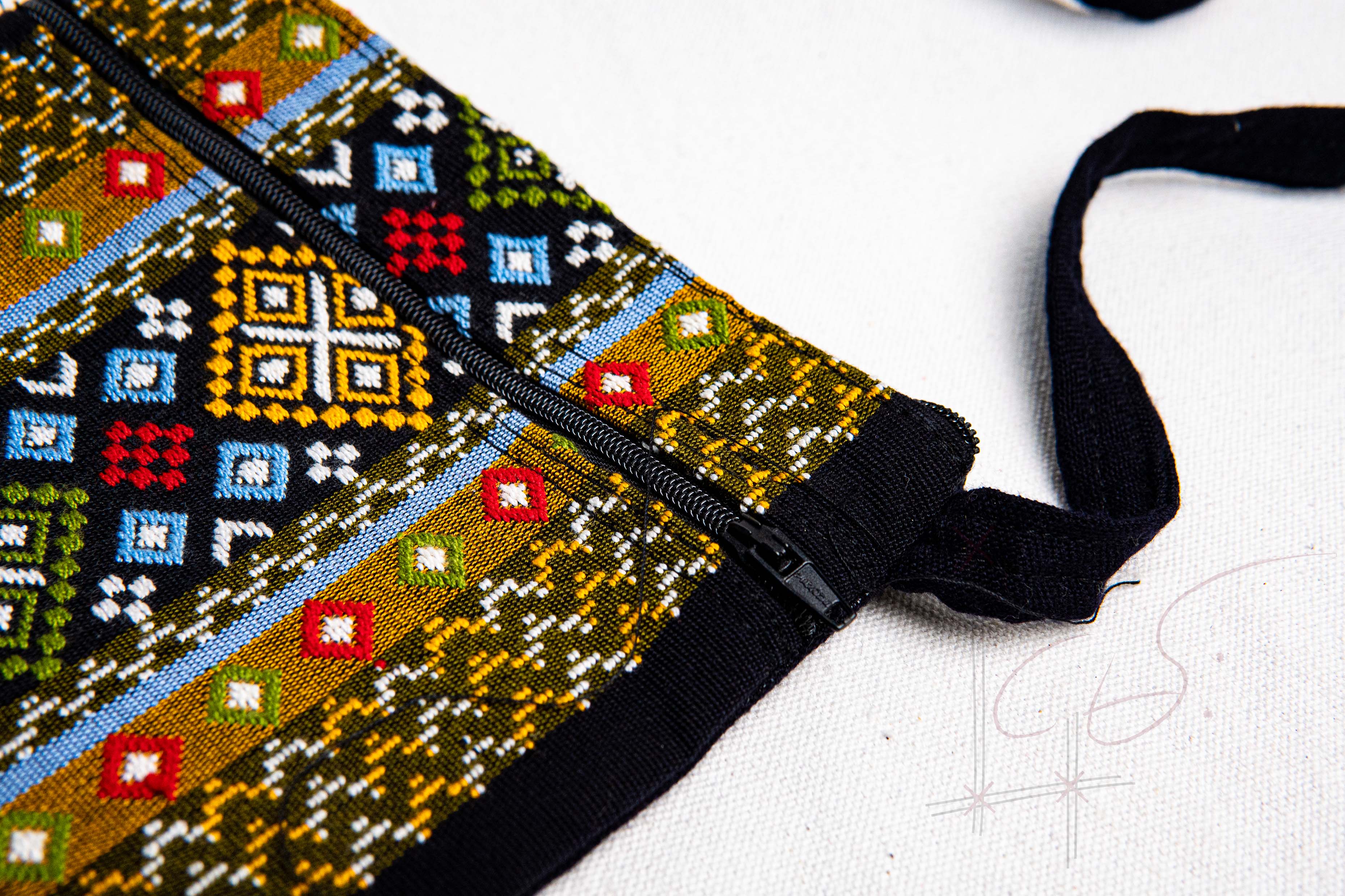 May Doe Kabar Chin Phone Bag